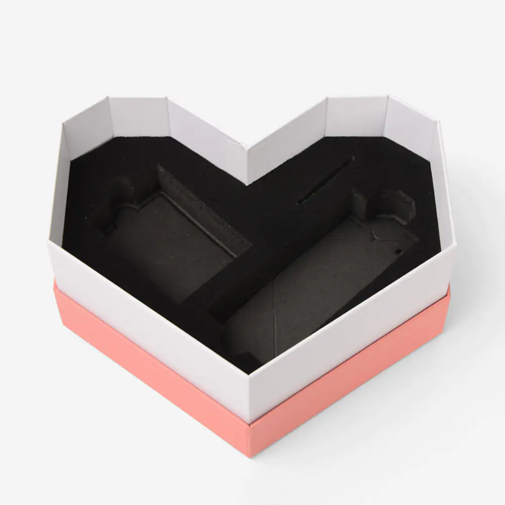 Poklon kutija u obliku srca